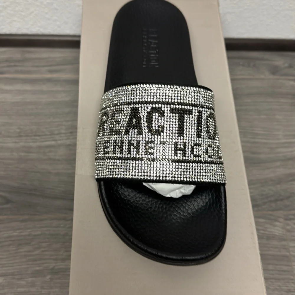 Kenneth Cole Reaction Women's Screen Jewl Slides Flat Sandals
